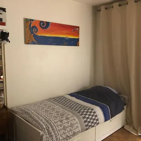 Sunny Cozy Studio, Place Edith Piaf Apartment