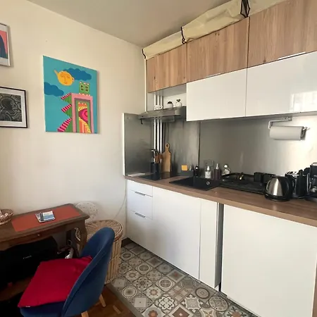Appartamento Sunny Cozy Studio, Place Edith Piaf Parigi